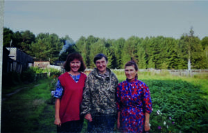 Ева Шмидт с дочерьми Смолина Г.П.