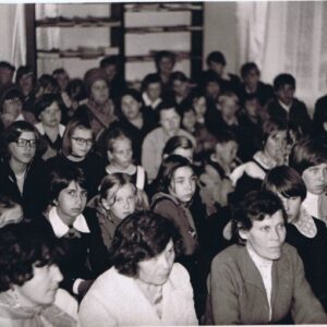 Жители пгт. Кондинское на встрече с Матреной Панкратьевной в центральной библиотеке 1980 год